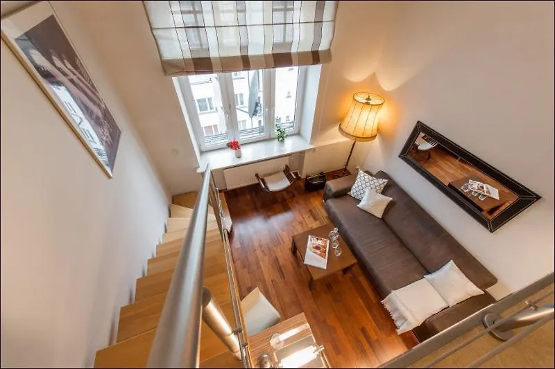 P&O Hoza 2 Apartman Varsó